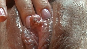 Tori Lux rubs say only slightly to wet bald pussy with butt plug relating to say only slightly to asshole. She gives a closeup view of say only slightly to clit. She widens say only slightly to pussy stoma applicable relating to front of the camera with o